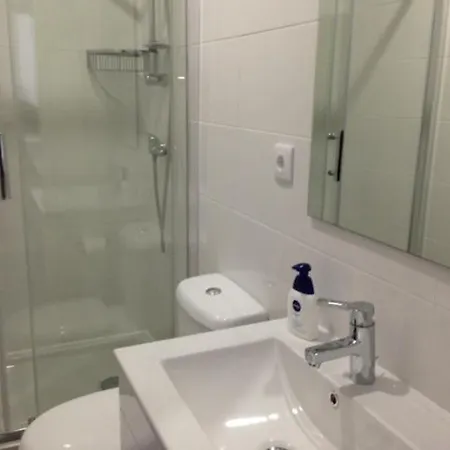 아파트 Confortable 1 Bedroom At Roma Avenue - 1a