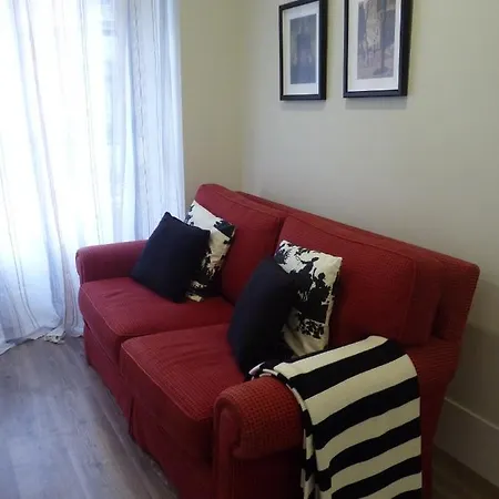 Appartamento Confortable 1 Bedroom At Roma Avenue - 1a